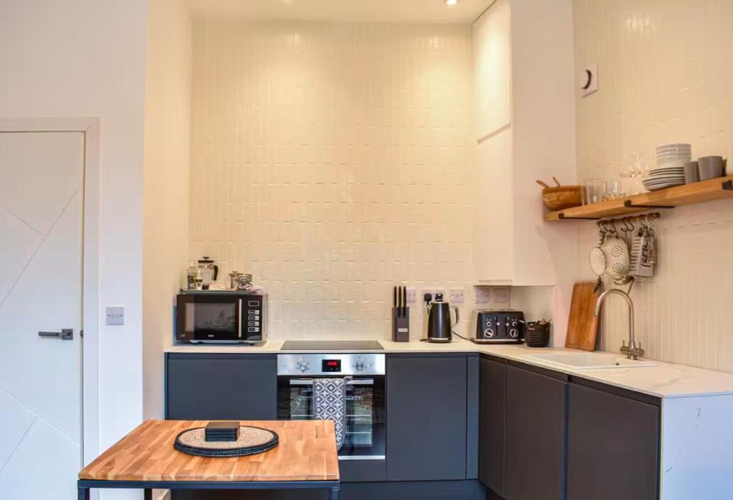 See Our Amazing Score At The Kepties - 5 X Luxurious Serviced Apartments - With Gardens - Fully Equipped - Free Parking - By Orion Short Stays - See Our Other Individual Listings --- This Is For Brand Awareness Only --- อาร์บรอท ภายนอก รูปภาพ